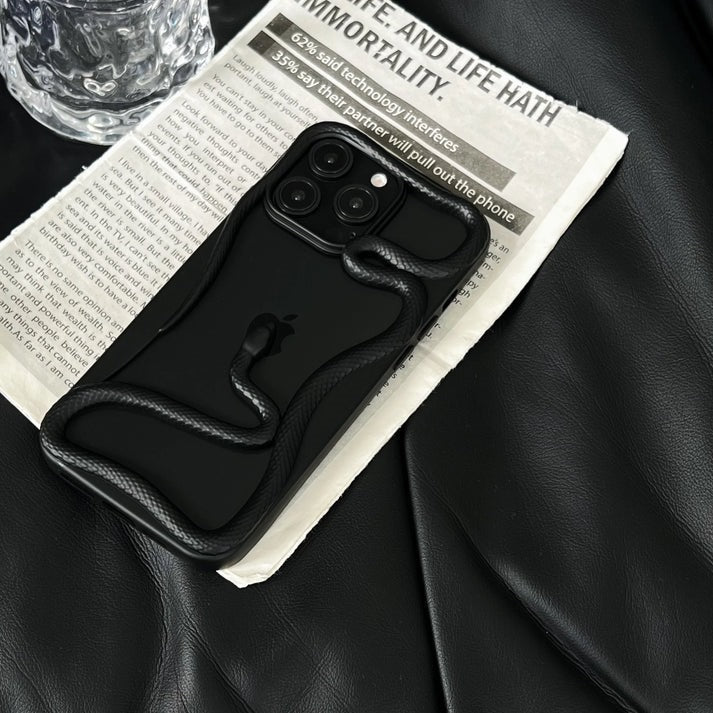 Electroplated Matte Snake Case! 🐍