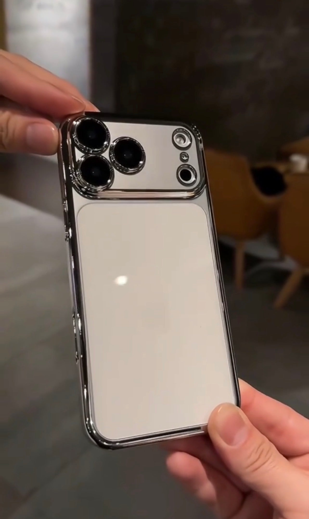 Crystal Clear Electroplated Case (for iPhone 17 series)