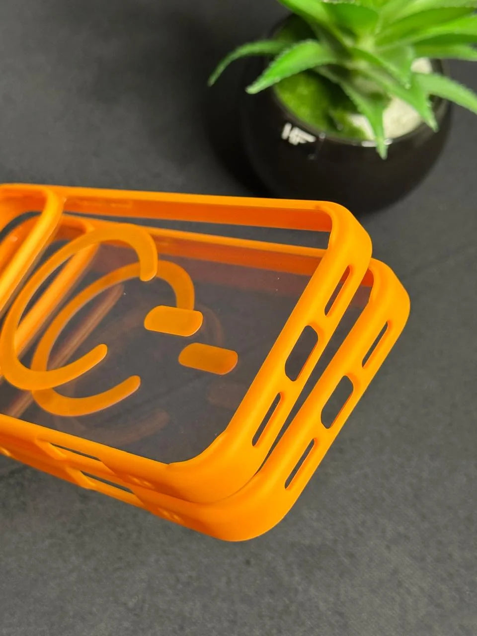 MAGSAFE AIRSKIN BUMPER CASE