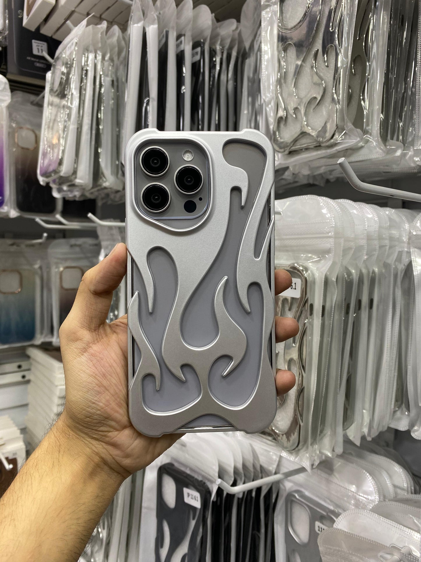 Dynamic iPhone Flame Case 🔥